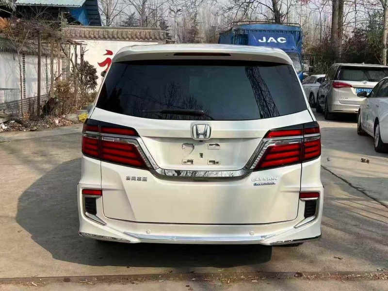 济宁20年本田艾力绅8