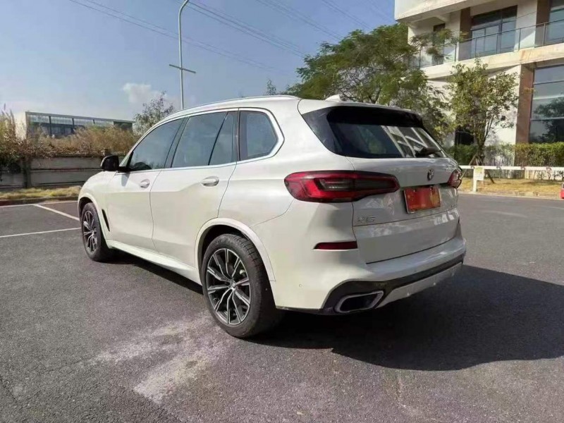 广州19年宝马X59