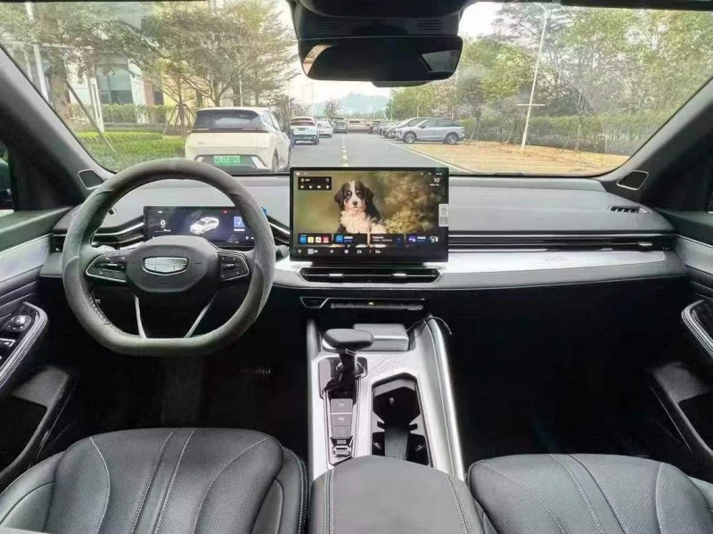 广州25年吉利星瑞7