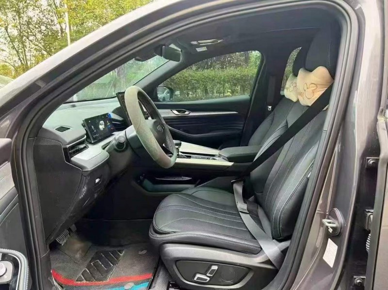 广州25年吉利星瑞8