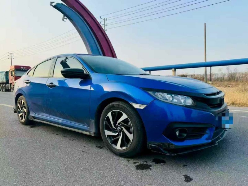 枣庄17年本田思域3