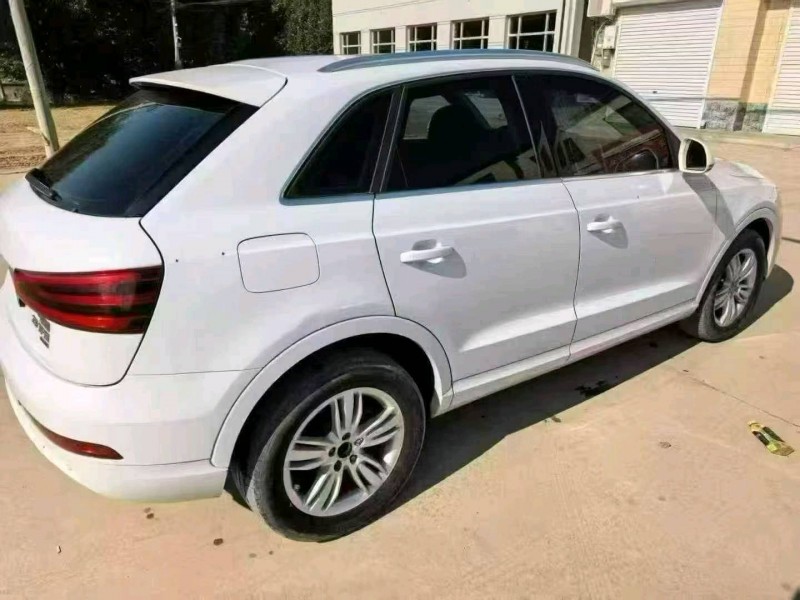 保定15年奥迪Q38