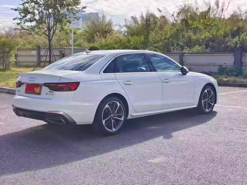 广州21年奥迪A4L9