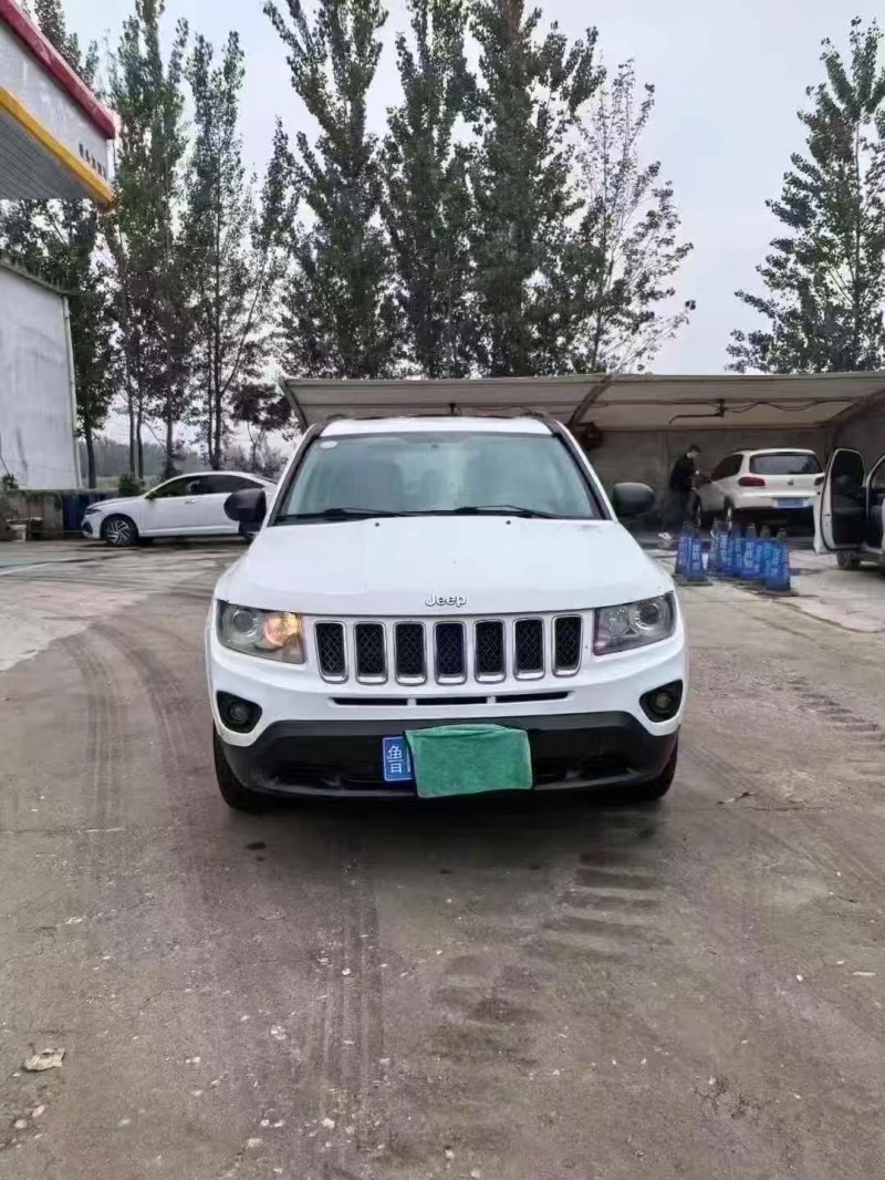 菏泽16年Jeep指南者1