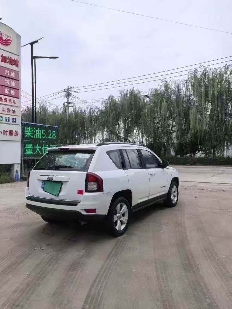 菏泽16年Jeep指南者7