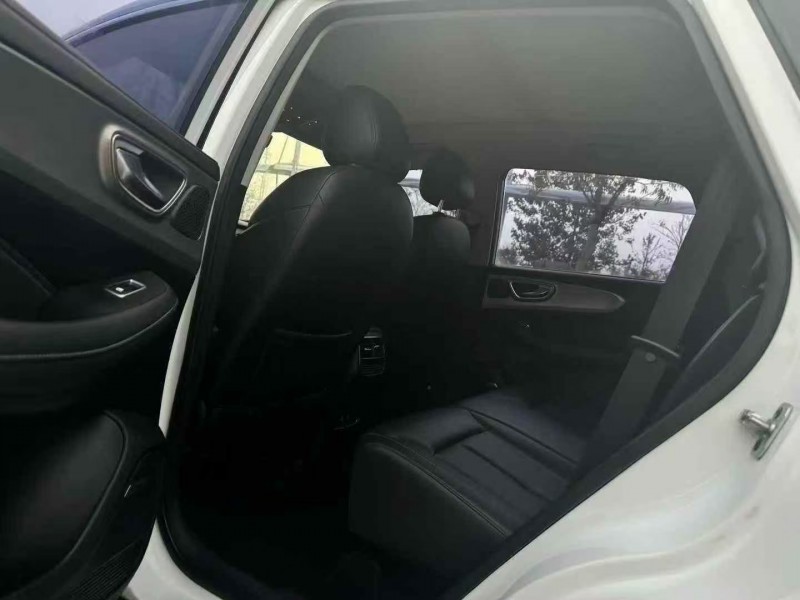 菏泽20年荣威RX54