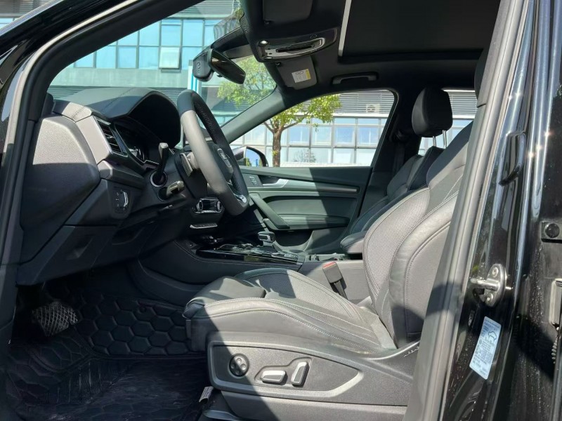 东莞24年奥迪Q56