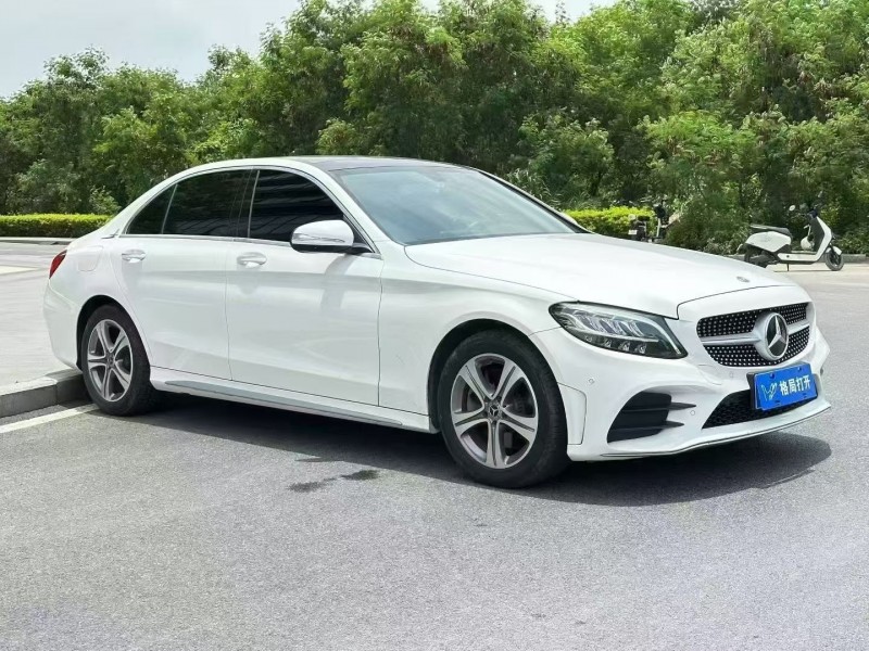 东莞19年奔驰CLA3