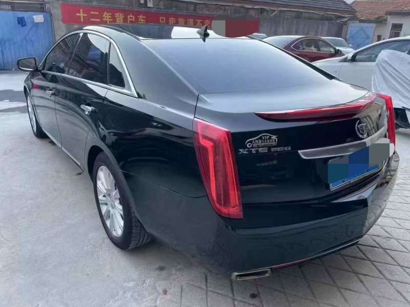 泰安15年凯迪拉克XTS3