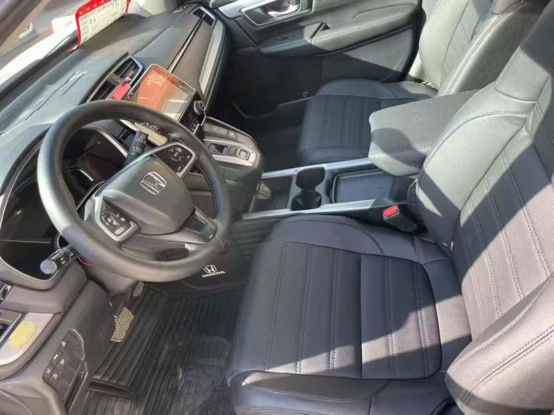 泰安19年本田CRV8