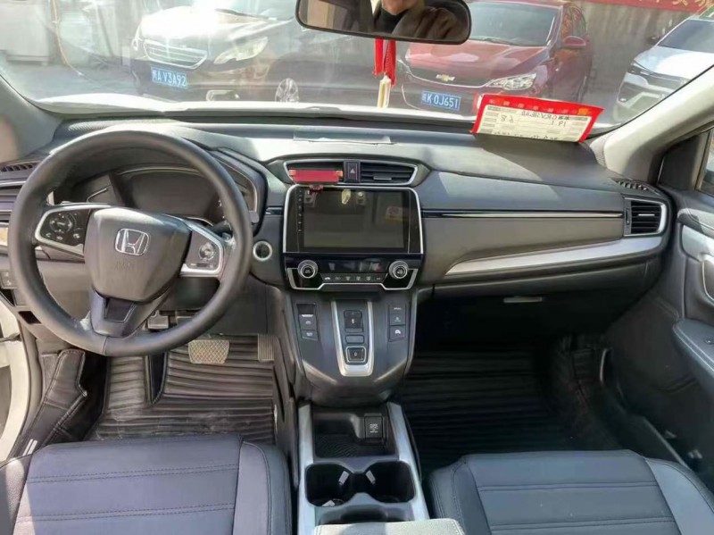 泰安19年本田CRV9
