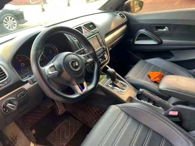 青岛14年大众尚酷5