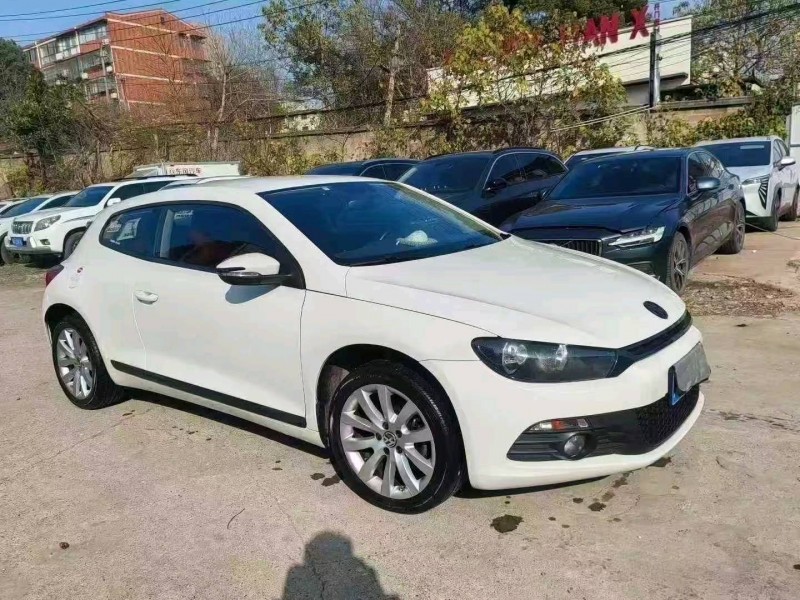 娄底13年大众尚酷2