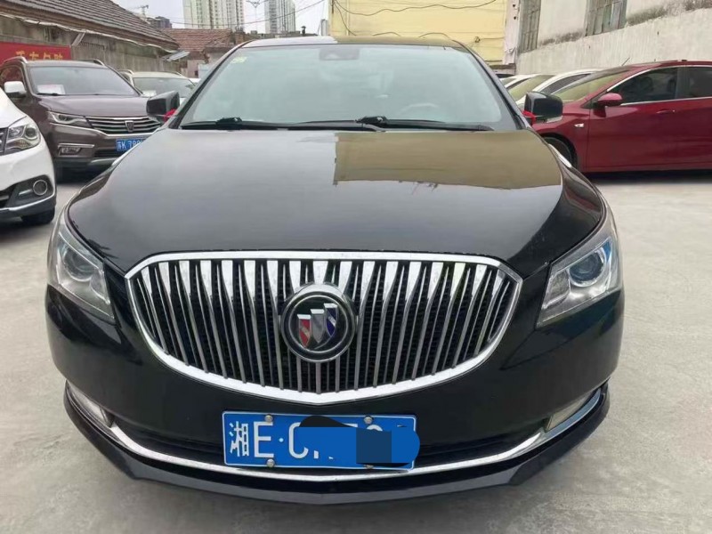 泰安14年别克君越1