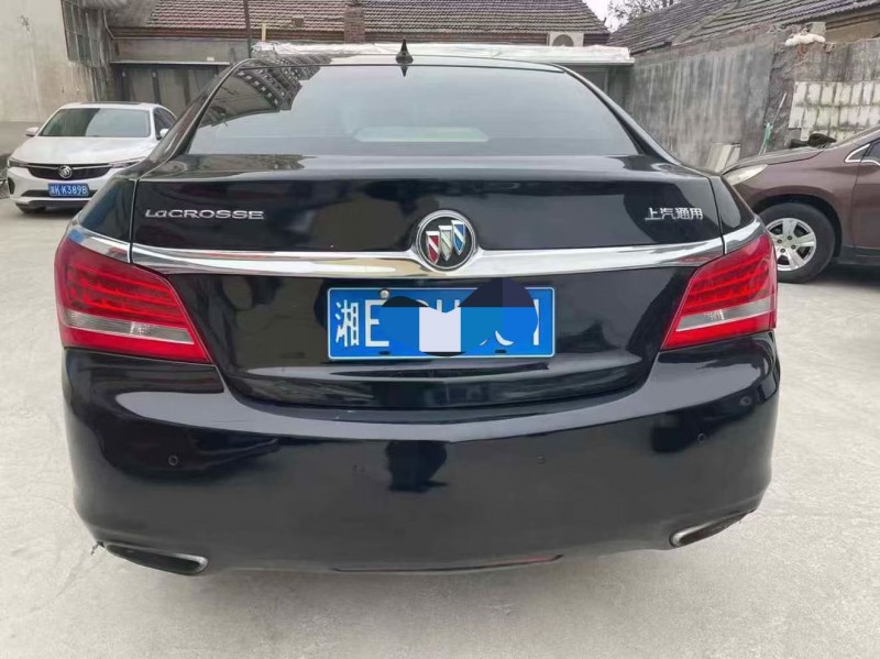 泰安14年别克君越3