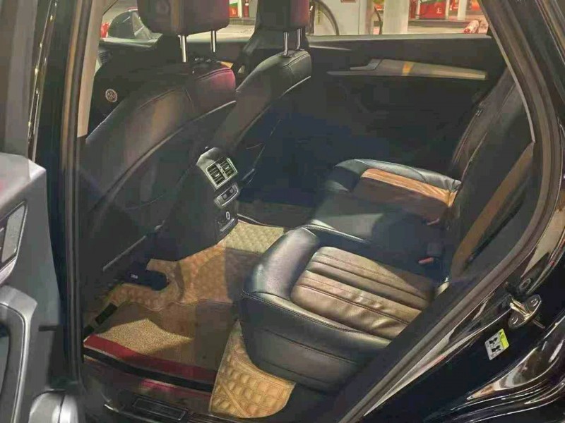 贵阳20年奥迪Q58