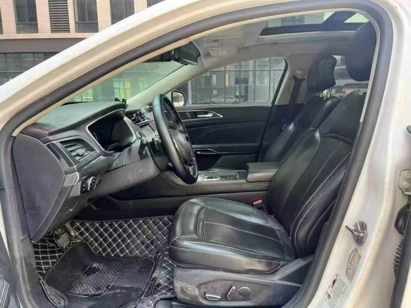 广州16年福特金牛座9