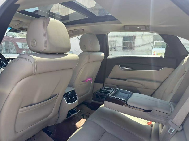 枣庄16年凯迪拉克XTS6