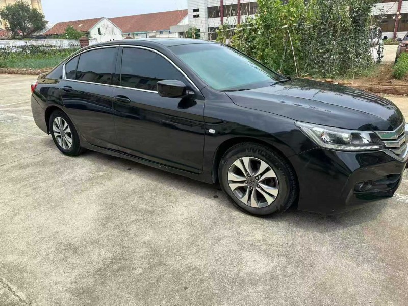 枣庄14年本田雅阁2