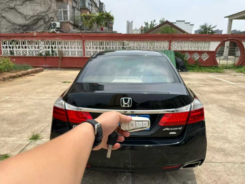 枣庄14年本田雅阁9