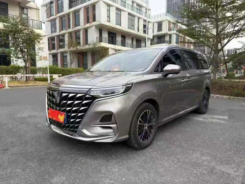 广州23年荣威IMAX82