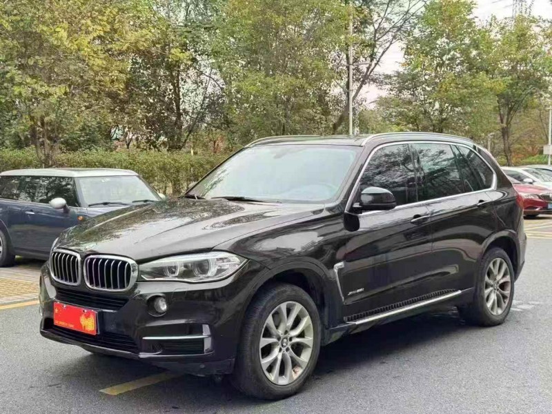 广州19年宝马X53