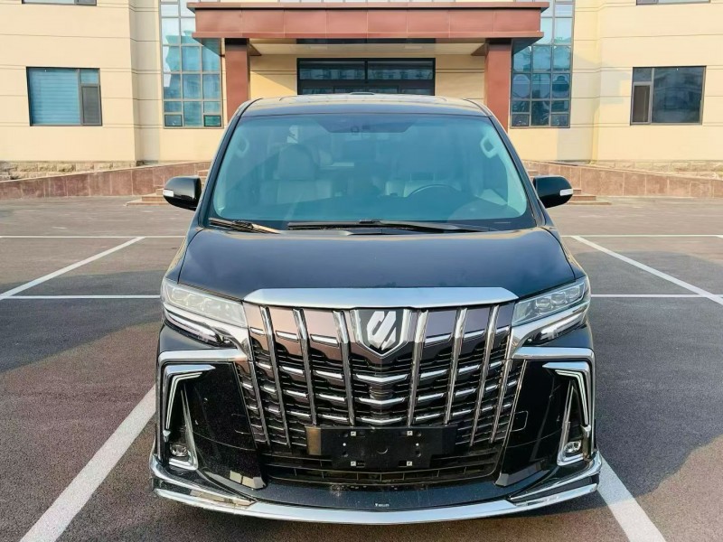 聊城13年丰田埃尔法1