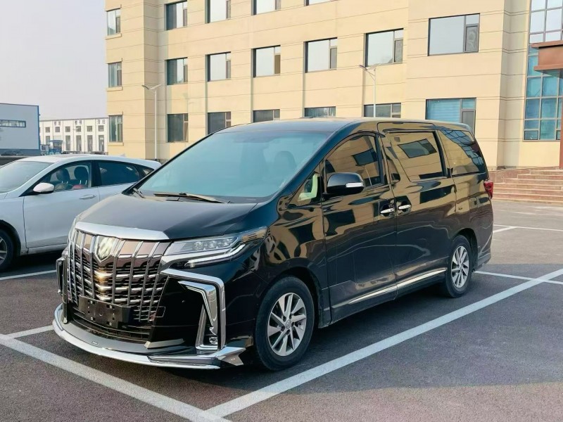 聊城13年丰田埃尔法2