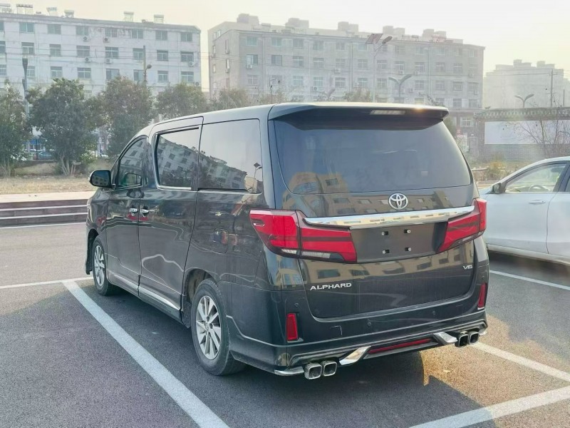 聊城13年丰田埃尔法7