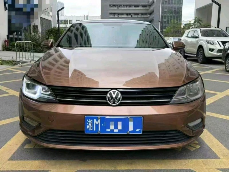 汕头17年大众凌渡1