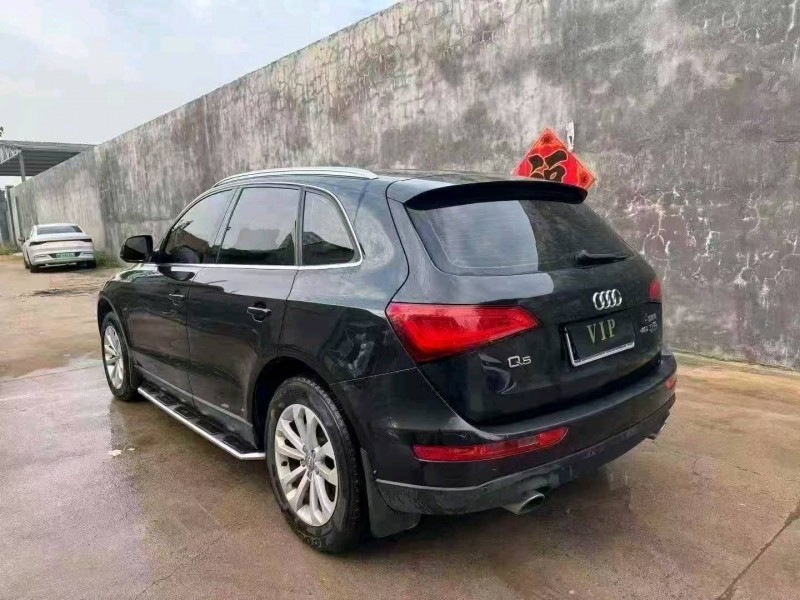 青岛16年奥迪Q54