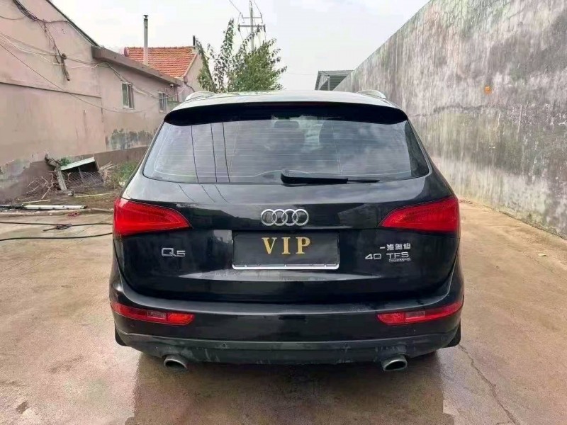 青岛16年奥迪Q56