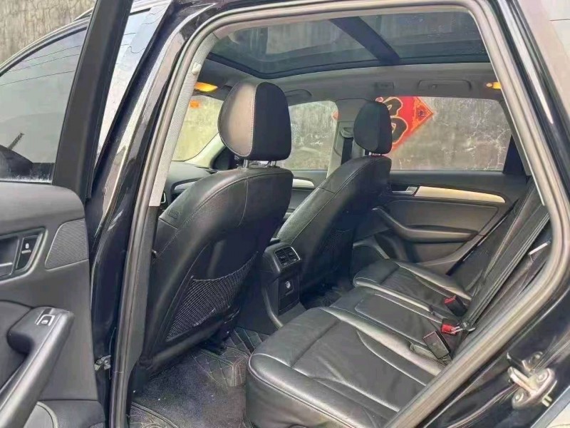 青岛16年奥迪Q59