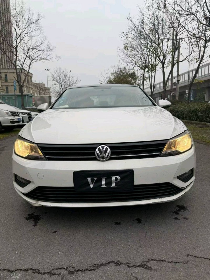 襄阳17年大众凌渡6