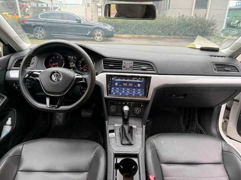 襄阳17年大众凌渡9