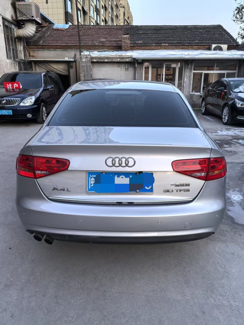 泰安13年奥迪A4L4