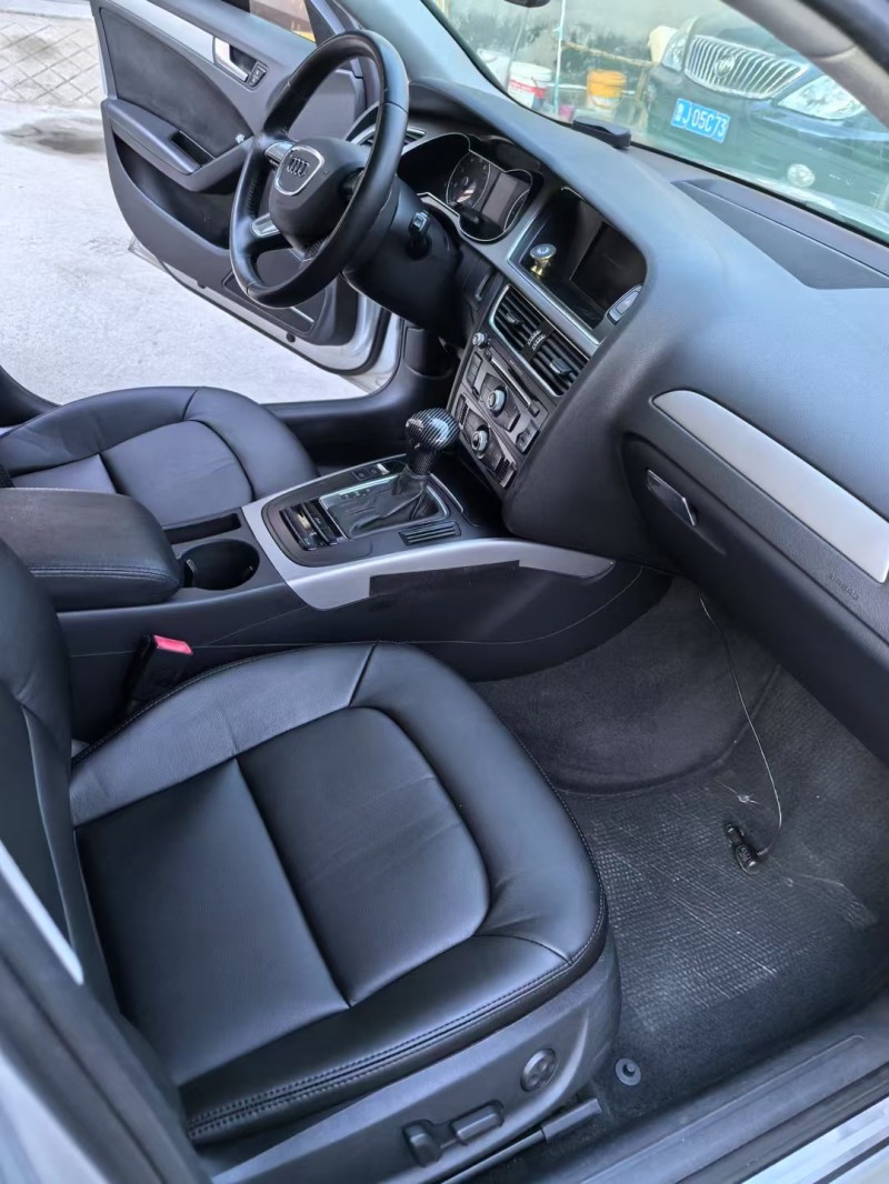 泰安13年奥迪A4L9