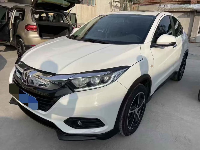 泰安21年本田缤智2