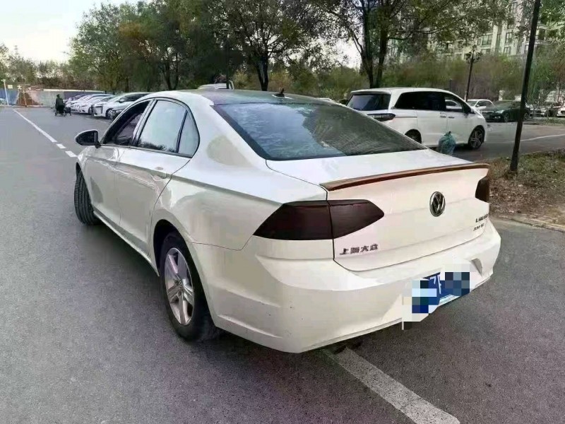 郑州15年大众凌渡8