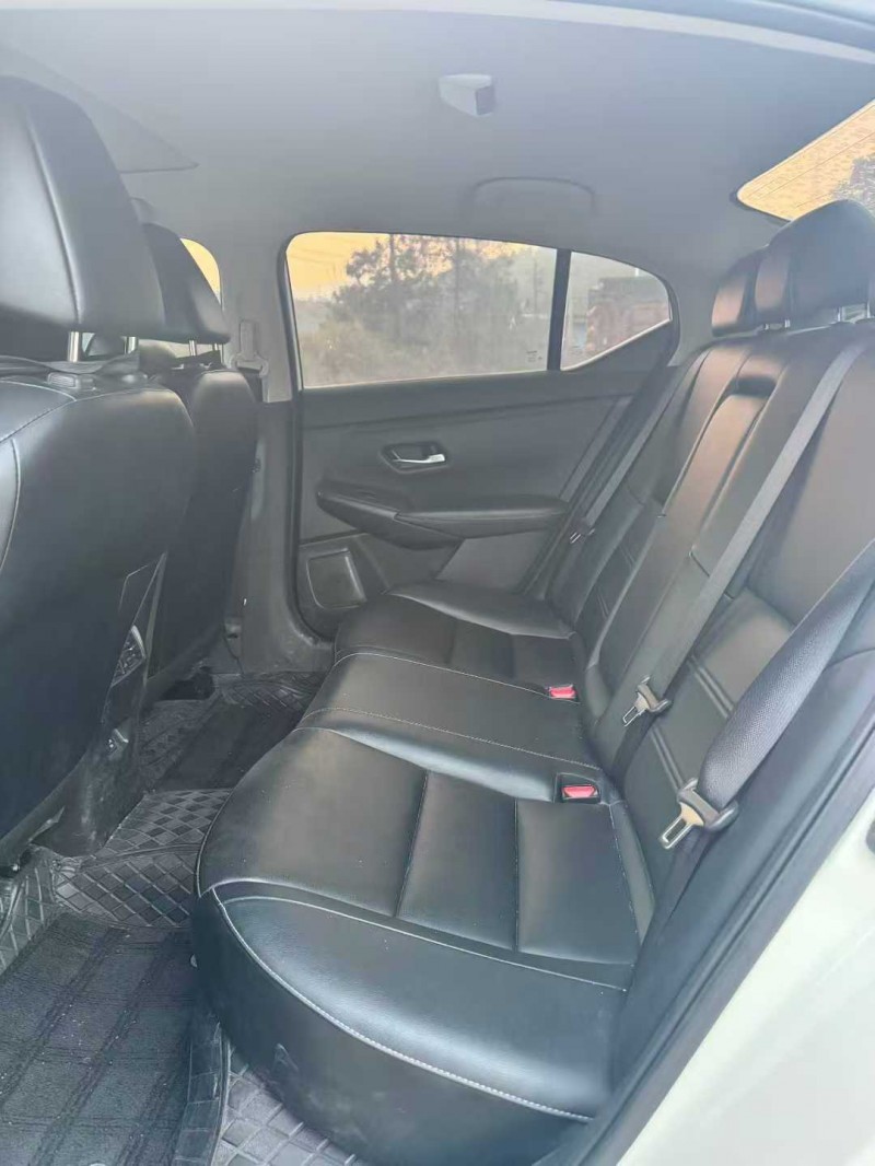 南昌22年日产轩逸5