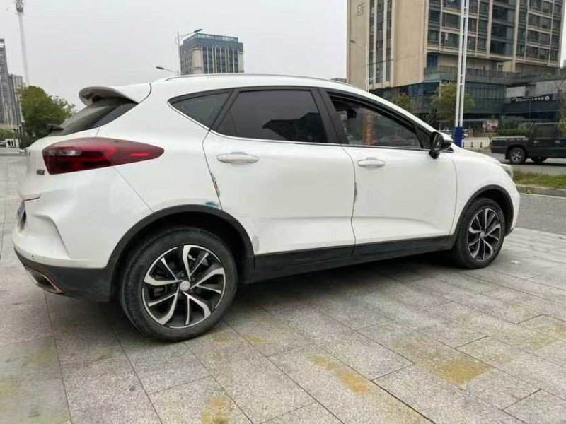 南昌21年吉利帝豪5