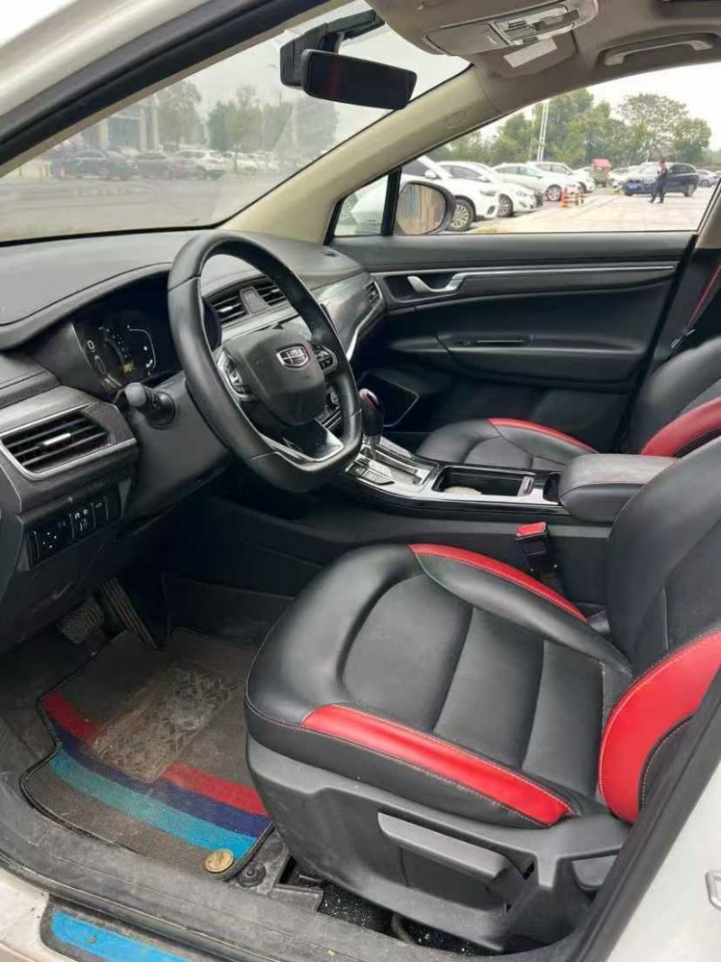 南昌21年吉利帝豪9