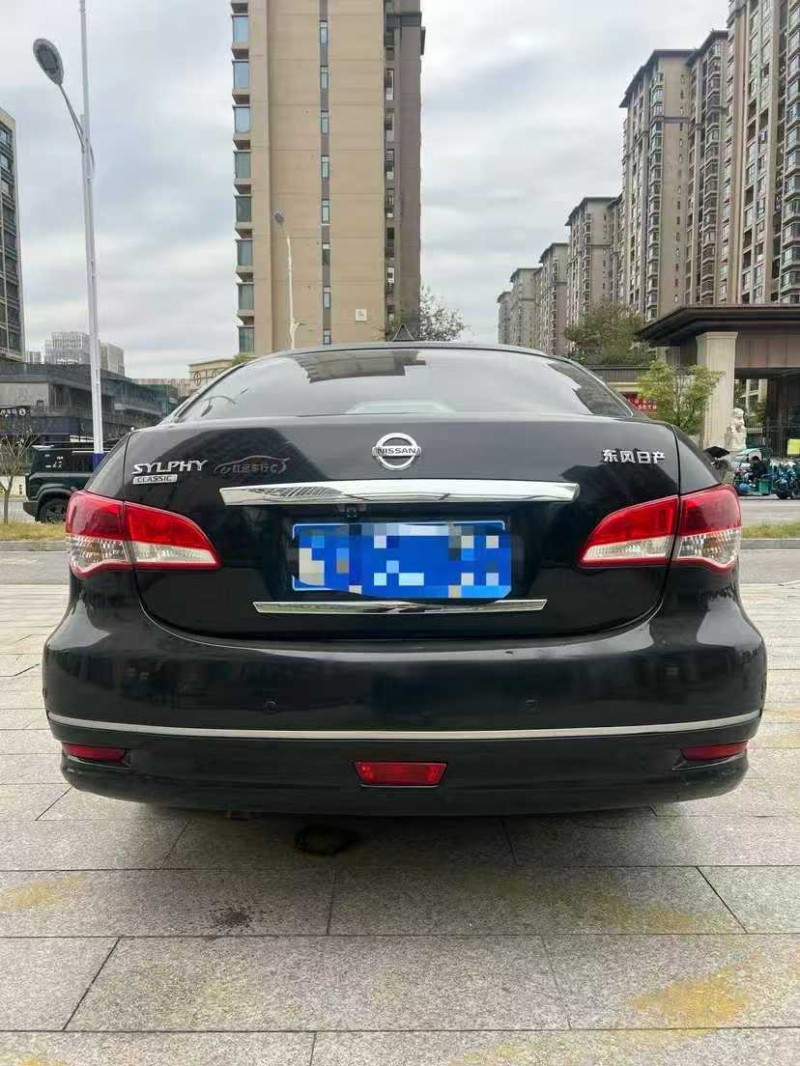 南昌17年日产轩逸2