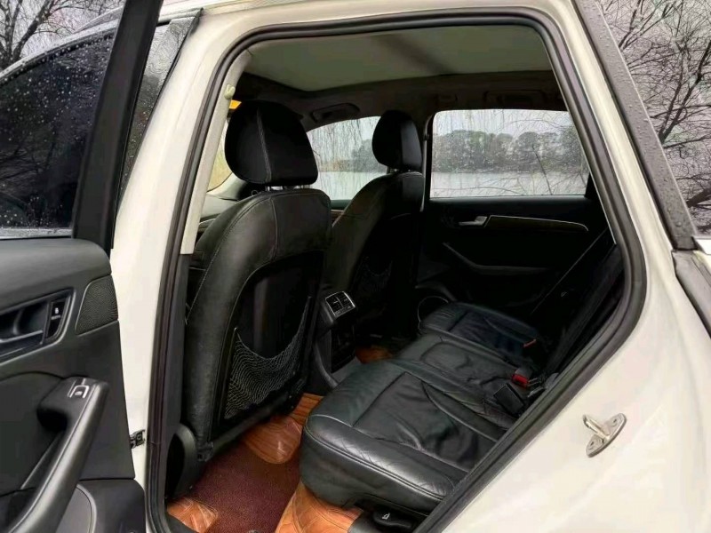 九江13年奥迪Q54