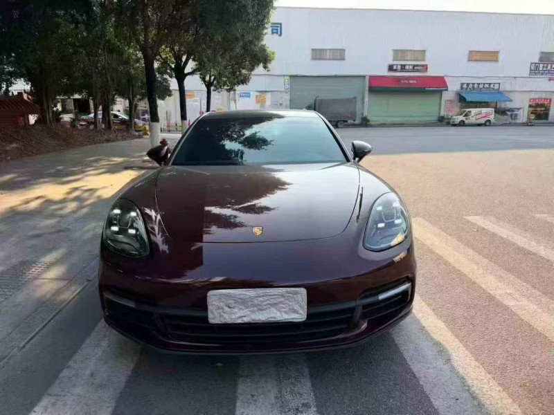广州18年保时捷帕拉梅拉1
