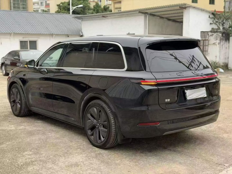 广州25年理想L93