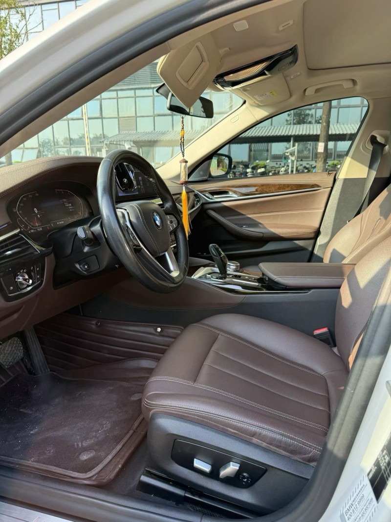 东莞20年宝马5系4