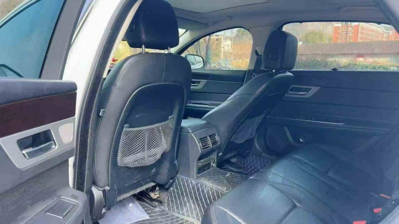 张家界19年捷豹XFL3