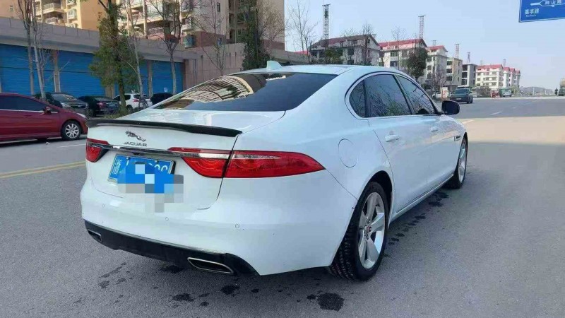 张家界19年捷豹XFL9