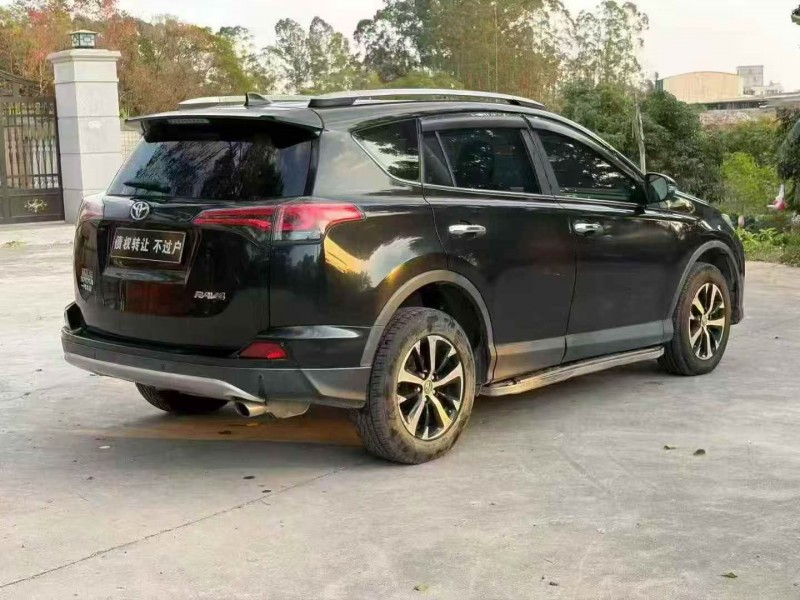 广州18年丰田RAV4荣放4